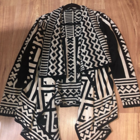 Sweaters - ⭐️BOGO 🆓‼️‼️‼️‼️‼️‼️‼️